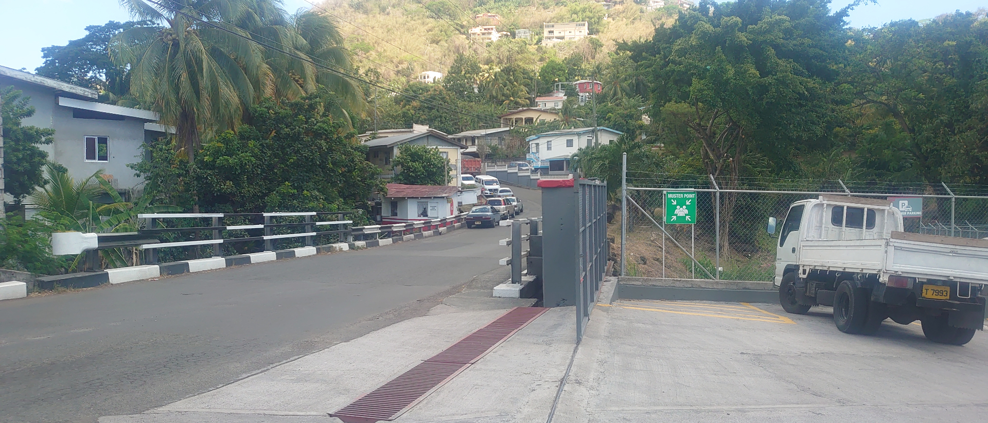 10 Points Movers truck serving a local area in Grenada